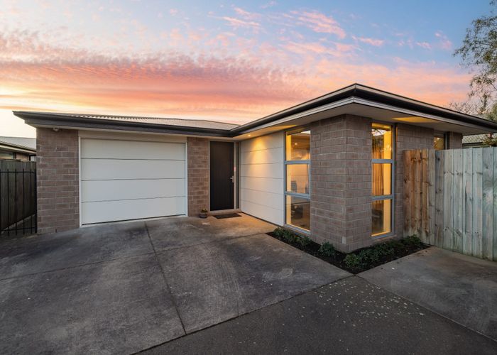  at 3/24 Wairakei Road, Strowan, Christchurch
