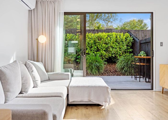  at 3/13 Windy Ridge Road, Glenfield, North Shore City, Auckland