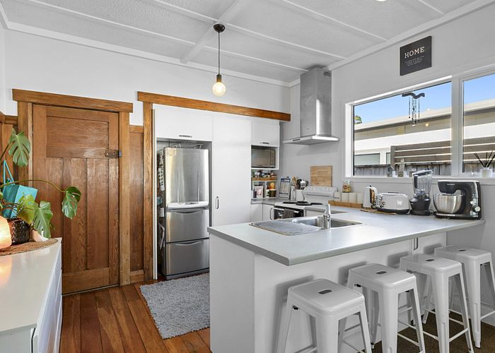  at 17 Massey Street, Westown, New Plymouth