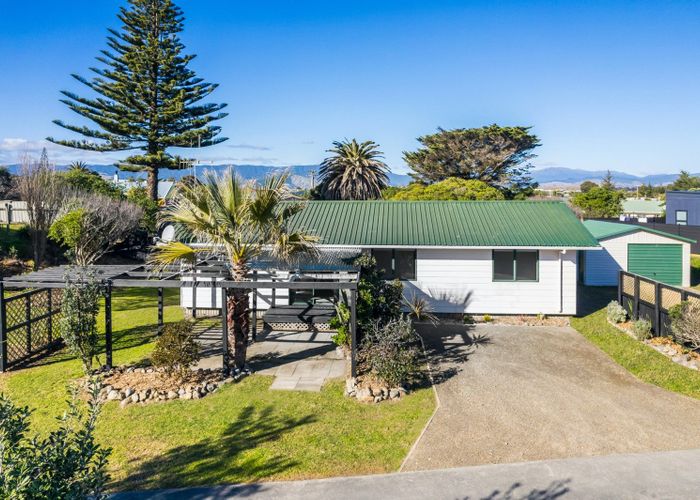  at 16B Karaka Street, Otaki Beach, Otaki