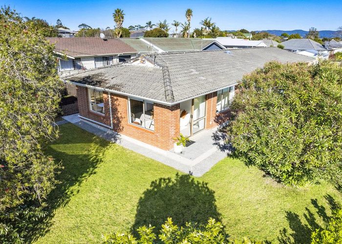  at 1/2 Vodanovich Road, Te Atatu South, Auckland