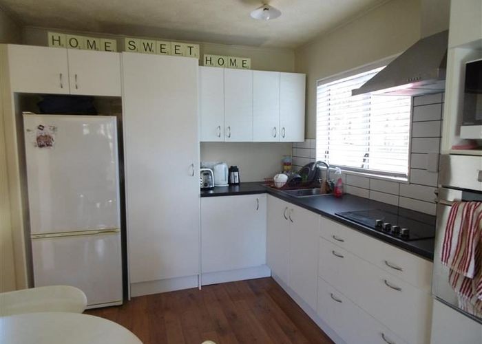  at 2/34b Helena Street, Massey, Waitakere City, Auckland