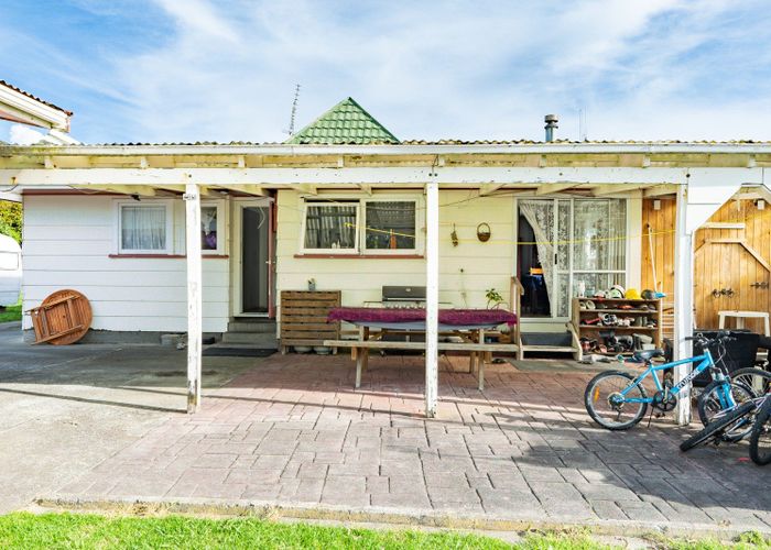  at 88 Atkinson Avenue, Otaki Beach, Kapiti Coast, Wellington