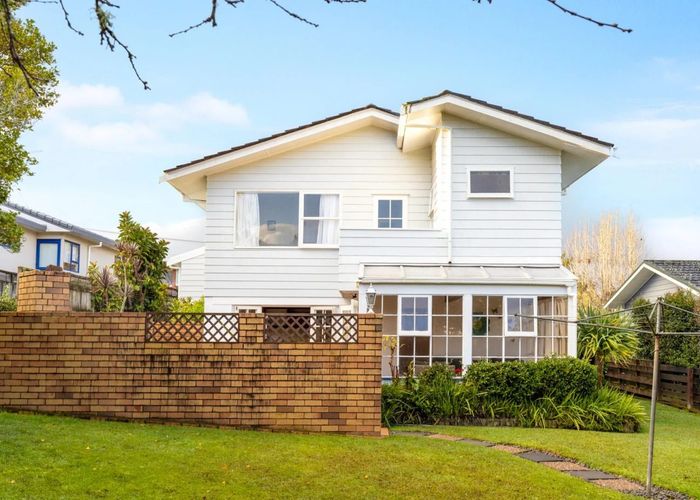  at Forrest Hill, North Shore City, Auckland