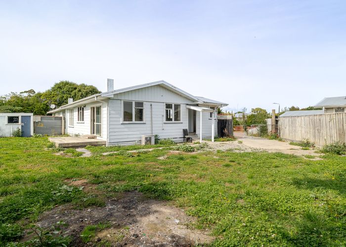  at 8 Benbow Place, Awapuni, Palmerston North, Manawatu / Whanganui