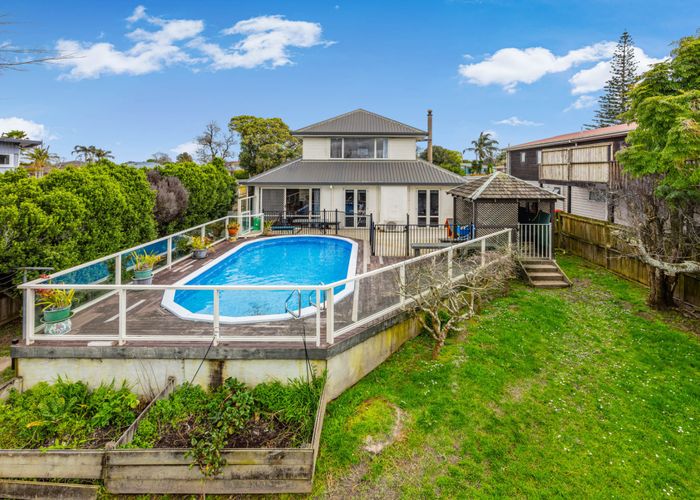  at 32 Evans Road, Weymouth, Manukau City, Auckland