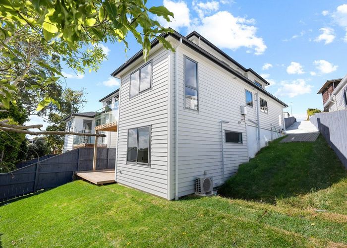  at 144A Oaktree Avenue, Browns Bay, North Shore City, Auckland