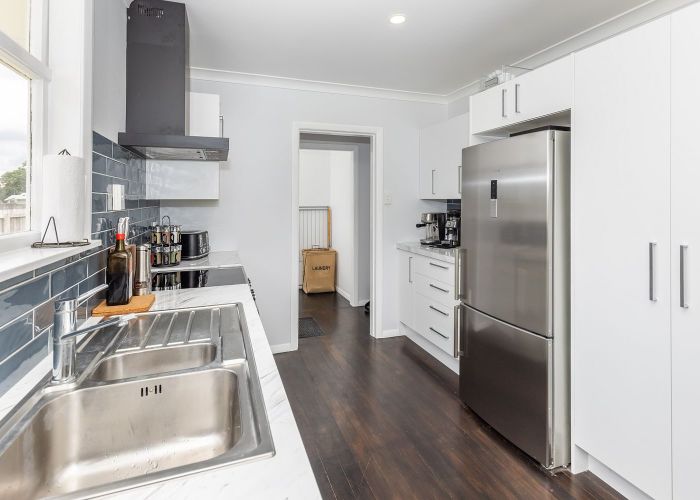  at 31 Halberg Crescent, Chartwell, Hamilton