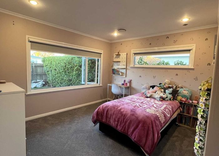  at 2 Simon Street, Feilding, Feilding