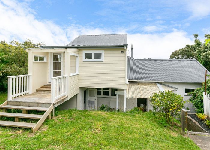  at 52 Totara Road, Miramar, Wellington