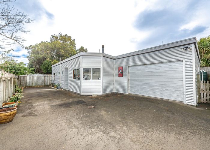  at 32B Kings Avenue, Gonville, Whanganui, Manawatu / Whanganui