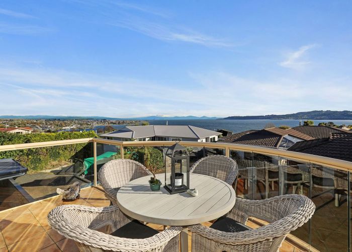  at 2/31 Kurupae Road, Hilltop, Taupō