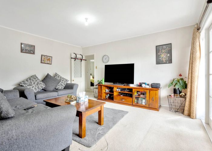  at 13 Kennedy Avenue, Forrest Hill, Auckland