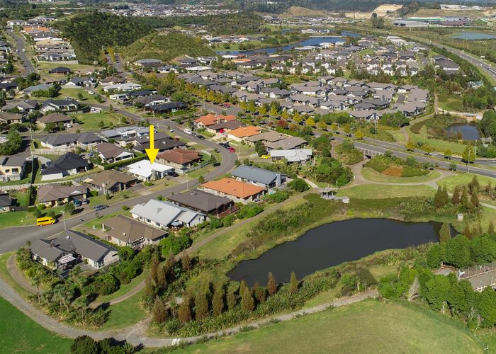  at 10 Tarn Close, Pyes Pa, Tauranga