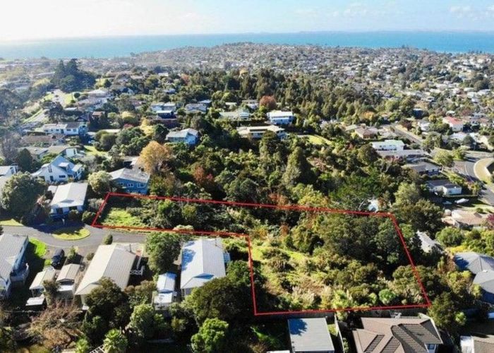  at 9/254 Glenvar Road, Torbay, North Shore City, Auckland