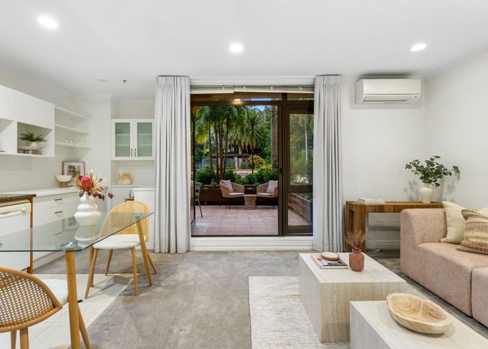  at 10/9 Bute Road, Browns Bay, North Shore City, Auckland