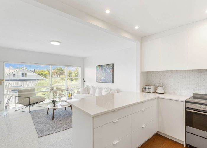  at 12/39 Sentinel Road, Herne Bay, Auckland
