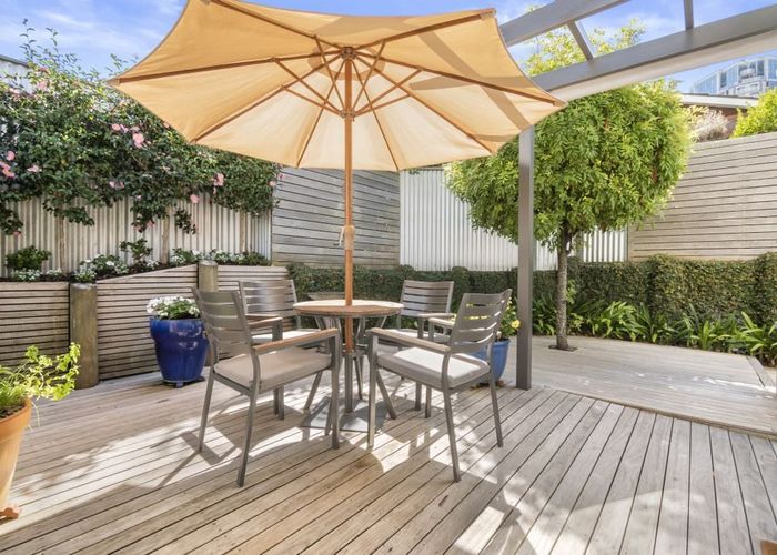  at 10/31 Byron Avenue, Takapuna, Auckland