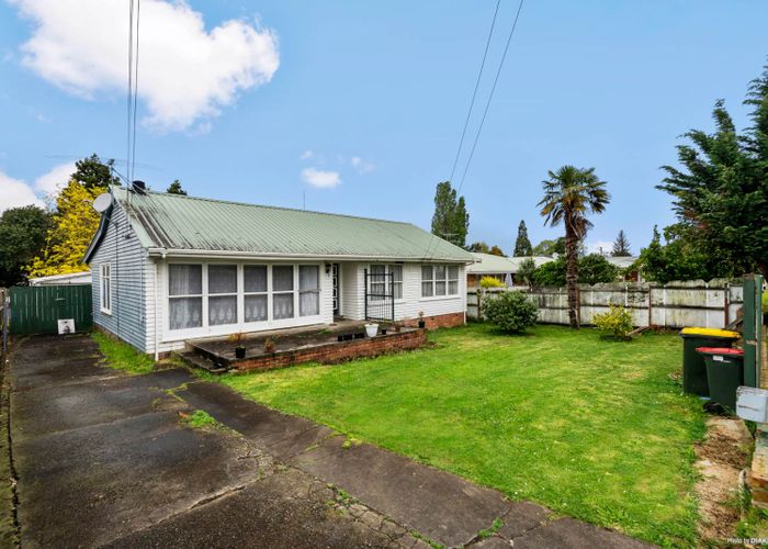  at 11 Cornwall Road, Papatoetoe, Auckland