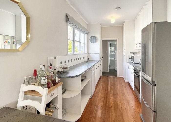  at 13 Webb Street, Terrace End, Palmerston North, Manawatu / Whanganui