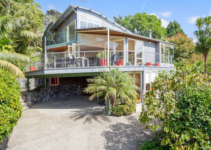  at 9 Opou Road, Titirangi, Auckland