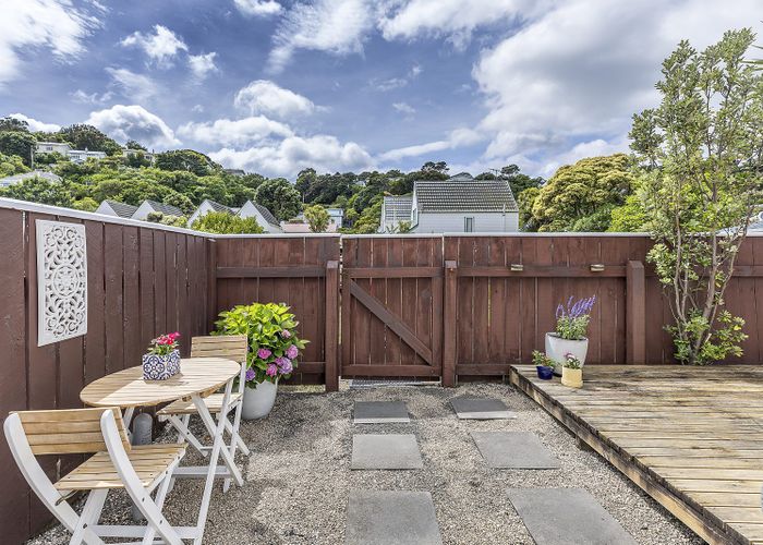  at 14/50 Darlington Road, Miramar, Wellington