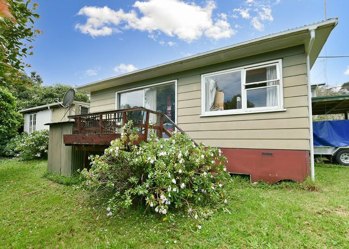  at 14 Downer Street, Helensville, Helensville