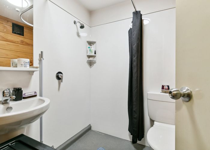  at 112/12 Martin Square, Te Aro, Wellington