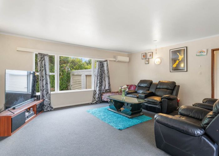  at 2/81 Christmas Road, Manurewa, Manukau City, Auckland