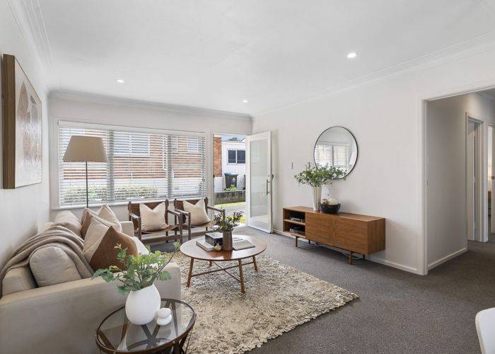  at 2/40 Tawhiri Road, One Tree Hill, Auckland