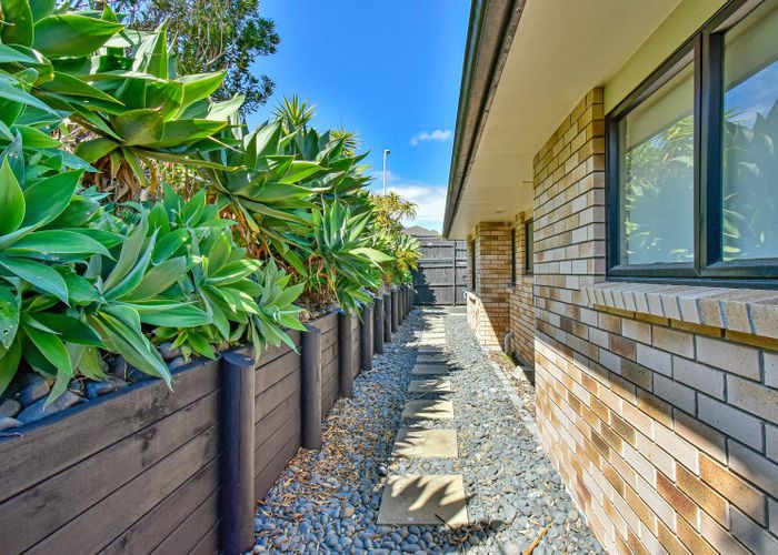  at 34 Thomas Road, Flat Bush, Auckland