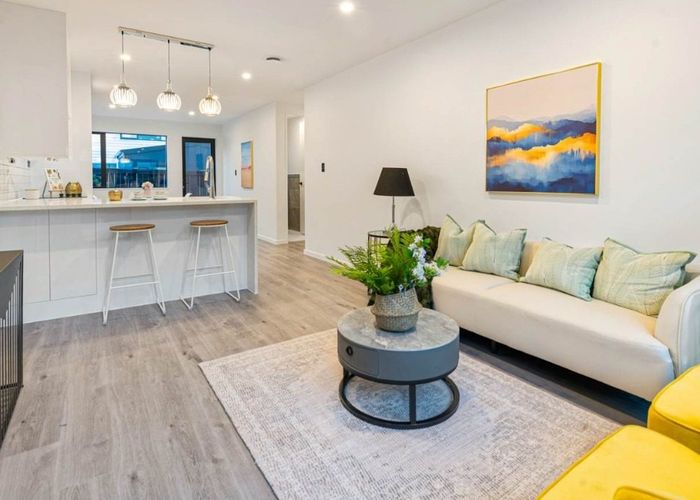  at 3/12 William Street, Mangere East, Auckland