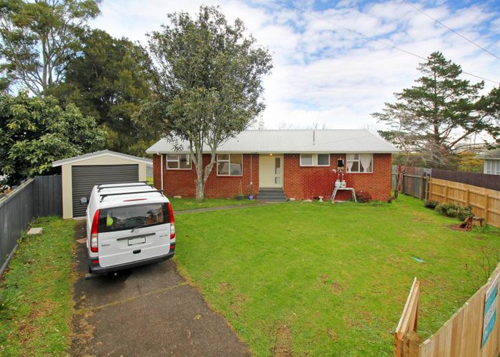  at 19 Eccles Place, Otara, Auckland