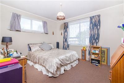  at 25 Dellwood Avenue, Henderson, Auckland