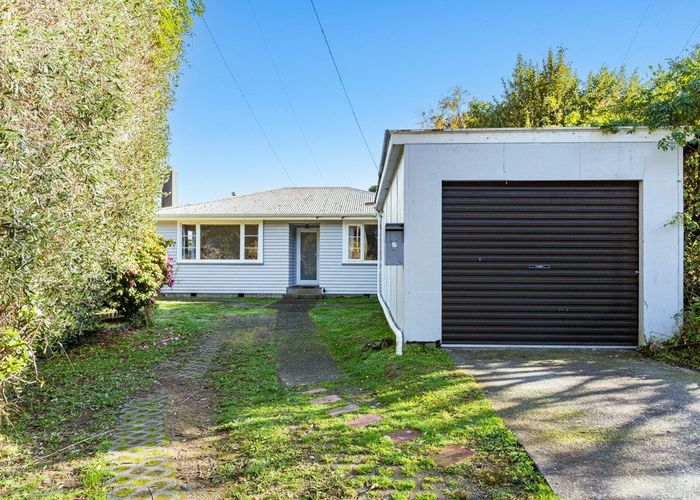  at 15 Kiriwai Road, Paremata, Porirua, Wellington