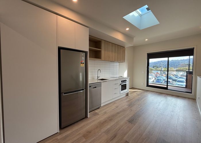  at 2/92b Cambridge Terrace, Waterloo, Lower Hutt, Wellington