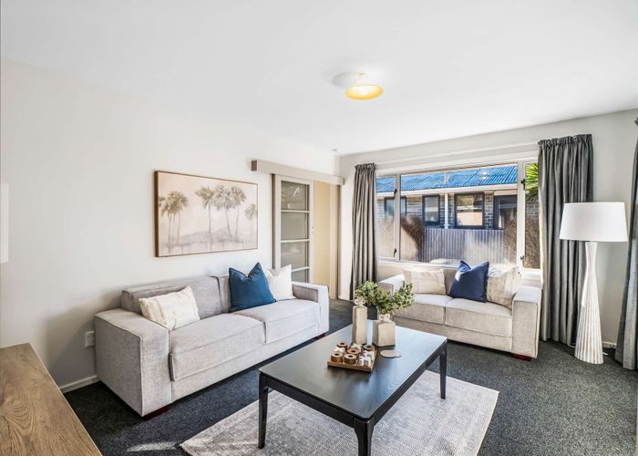  at 19 Glenora Place, Hornby, Christchurch City, Canterbury