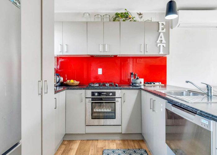  at 2/29 Heybridge Street, Manurewa, Manukau City, Auckland