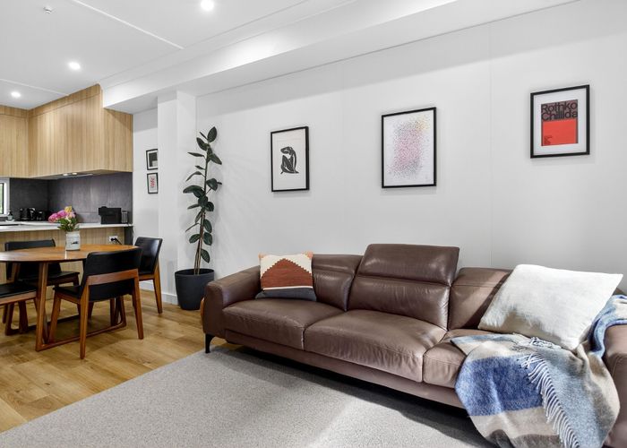  at 13 Parkwood Avenue, Westgate, Waitakere City, Auckland