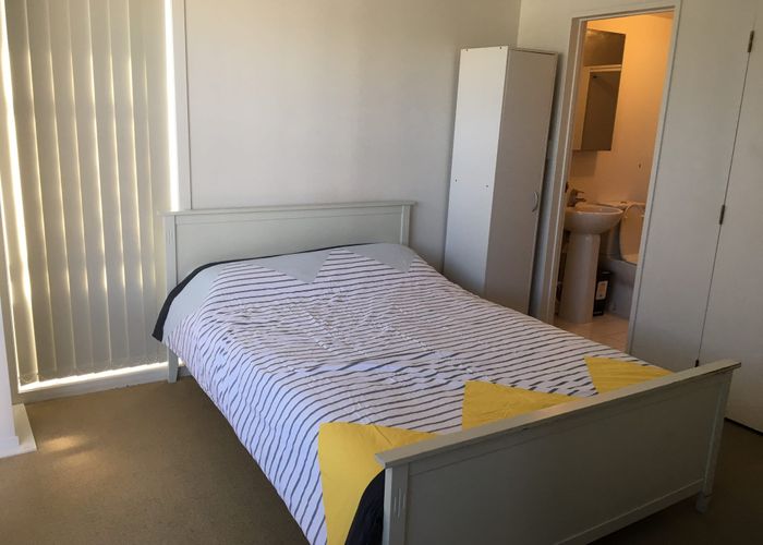  at 25/8 Clayton Street, Newmarket, Auckland