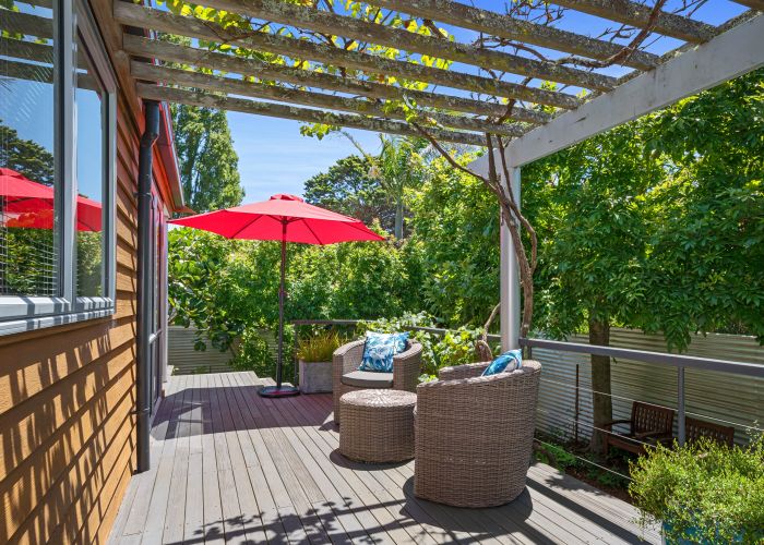  at 1/13 Trafalgar Road, Milford, Auckland