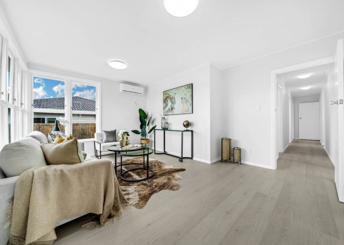  at 61 Greenslade Crescent, Northcote, North Shore City, Auckland