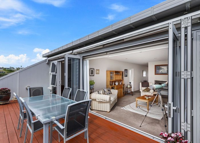  at 9/16 Beach Front Lane, Browns Bay, North Shore City, Auckland