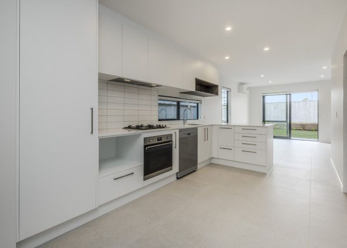  at 62 Nganui Ave, Conifer Grove, Papakura, Auckland