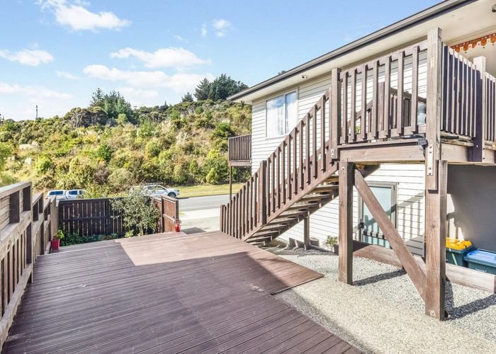  at 2 Abbey Way, Whitby, Porirua