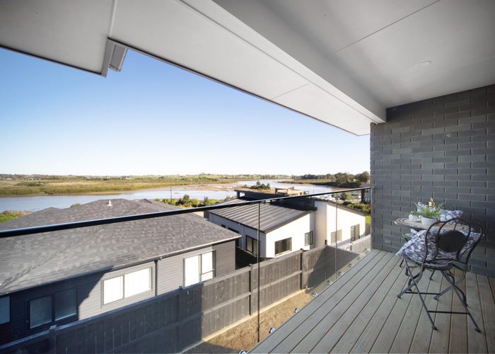  at 26 Emerald Avenue, Rosehill, Papakura, Auckland