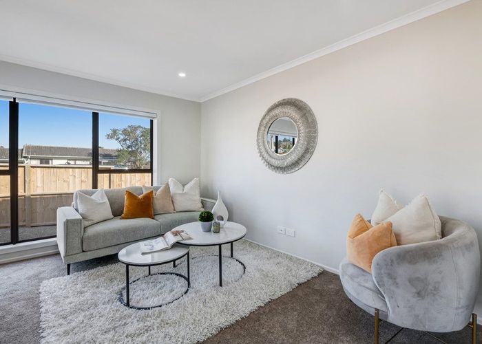  at 25 Neal Avenue, Glenfield, North Shore City, Auckland