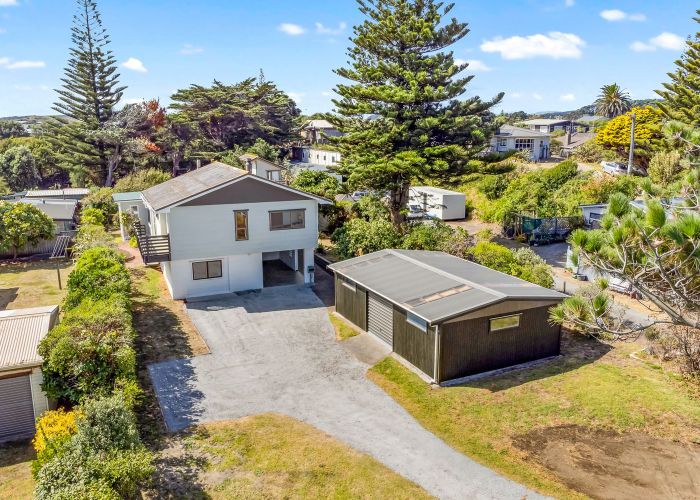  at 6 Toi Street, Otaki Beach, Kapiti Coast, Wellington
