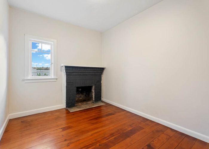  at 43 Hutton Street, Otahuhu, Auckland