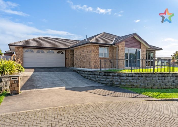  at 27 Simpson Crescent, Raumati Beach, Paraparaumu